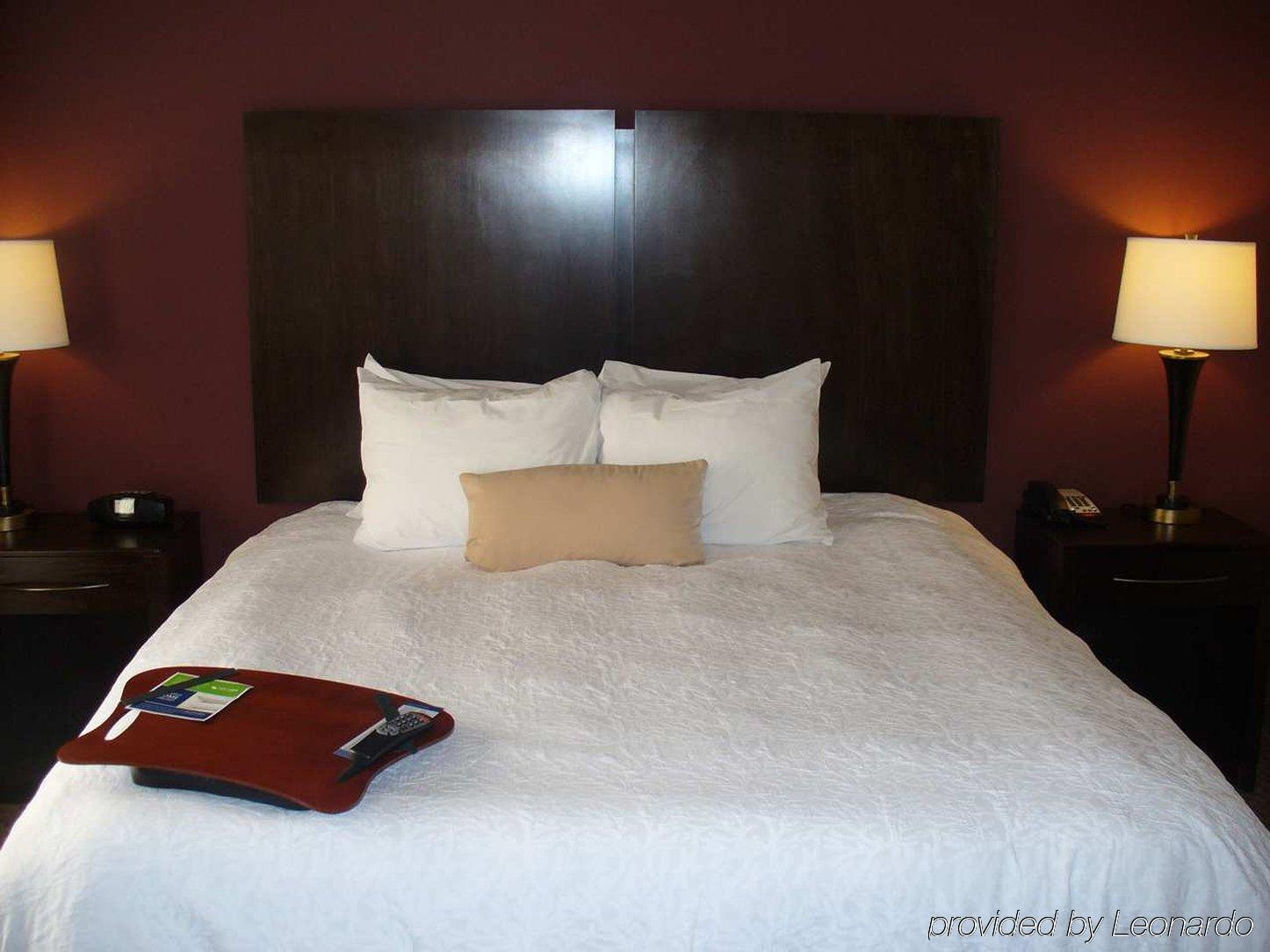 Hampton Inn & Suites Enid Rum bild